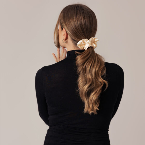 Silkescrunchie fluffy Champagne