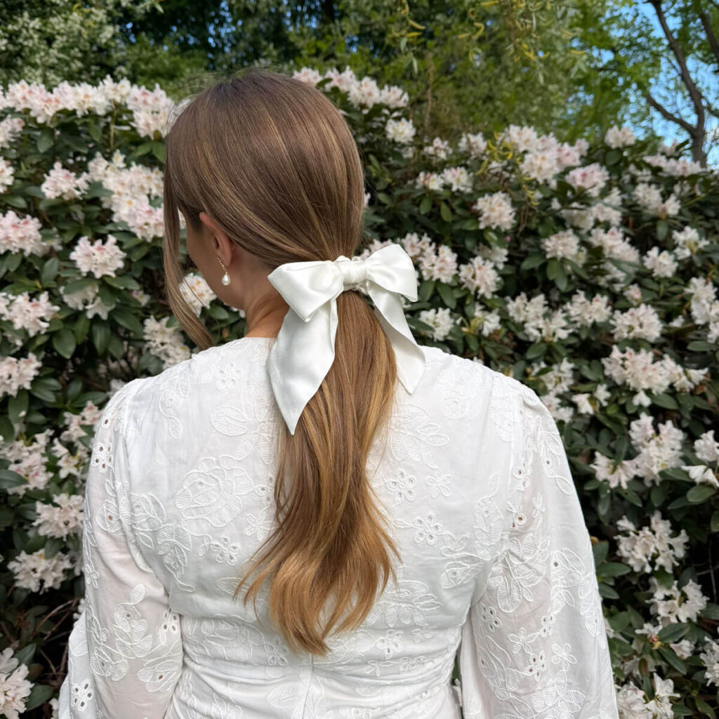 Rosett-scrunchie-vit-5